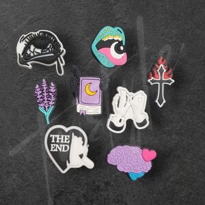 ⭐️4/$25⭐️ 8 Gothic Themed Shoes Charms